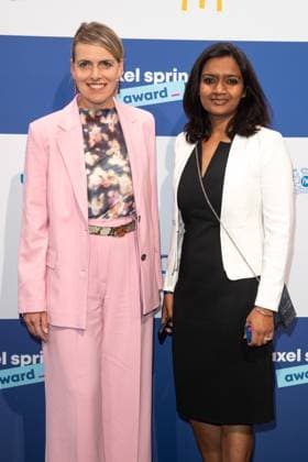 Axel Springer Award 2023 Kerstin Hoppe und Hasmeet Kaur beim Axel Springer Award 2023 im Axel Springer Neubau am 17.10.2023 in Berlin. Copyright: xEventpressxKochanx
