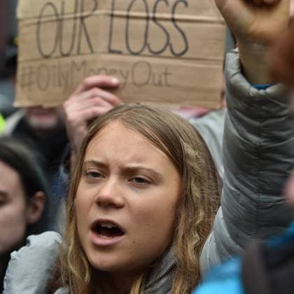 October 19, 2023, London, England, United Kingdom: GRETA THUNBERG joins activists from Fossil Free London in an Oily Money Out protest held in Canary Wharf. London United Kingdom - ZUMAk172 20231019_zip_k172_006 Copyright: xThomasxKrychx