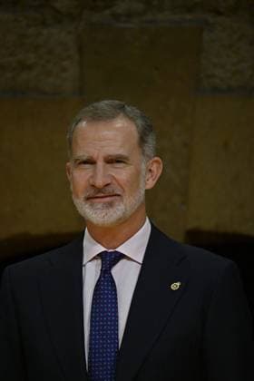 King Felipe VI and Queen Letizia with Princess Leonor and Infanta Sofia attend the concert of the Princess of Asturias Awards in Oviedo October 19, 2023 711 Antonio Quilez Cordon Press Spanish King Felipe VI and Letizia with Princess of Asturias Leonor de Borbon and Sofia de Borbon during
