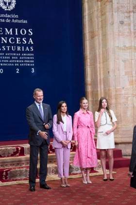 20-10-2023 Medals Princess Leonor and Queen Letizia and King Felipe and Princess Sofia during the Princess Asturias awards at the Campoamor theatre in Oviedo No Spain Â  Copyright: xPPEx