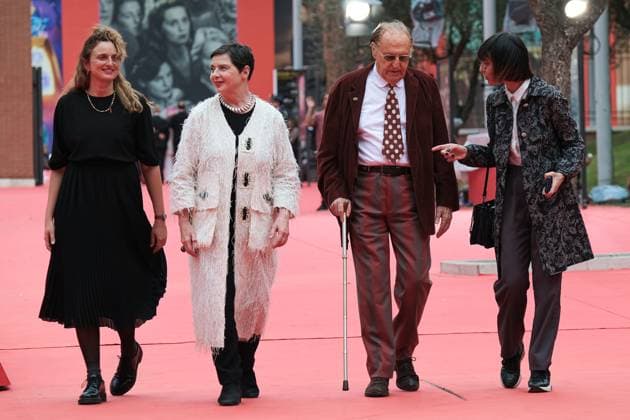 October 20, 2023, Rome, Italy: Alice Rohrwacher (L), Isabella Rossellini (C) and Renzo Arbore (R) attend the red carpet for the Isabella Rossellini Lifetime Achievement Award during the 18th Rome Film Festival at Auditorium Parco Della Musica in Rome. Rome Italy - ZUMAs197 20231020_aaa_s197_211 Copyright: xElenaxVizzocax