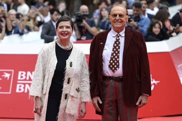 Mc Rome 20 10 2023 Rome Film Festival photo Mario Cartelli Image in photo Isabella Rossellini Renzo Arbore
