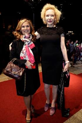 Judith Epstein und Sunnyi Melles bei der 34. Verleihung des Hessischen Film- und Kinopreises 2023 in der Alten Oper. Frankfurt, 20.10.2023