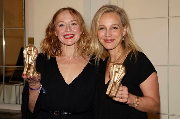 Brigitte Hobmeier und Petra Schmidt-Schaller bei der 34. Verleihung des Hessischen Film- und Kinopreises 2023 in der Alten Oper. Frankfurt, 20.10.2023