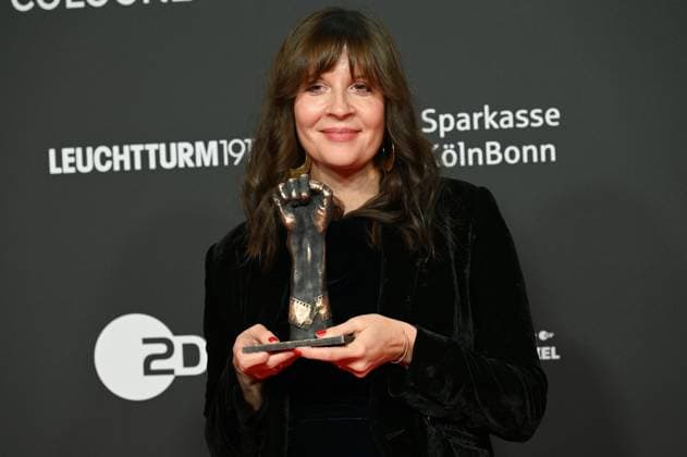 Der Manfred Stelzer Preis geht in diesem Jahr an die Regisseurin Sonja Heiss für WANN WIRD ES ENDLICH WIEDER, SO WIE ES NIE WAR beim 33. Film Festival Cologne, FFCGN in den Kölner Filmpalast