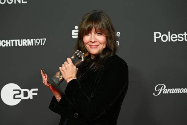 Der Manfred Stelzer Preis geht in diesem Jahr an die Regisseurin Sonja Heiss für WANN WIRD ES ENDLICH WIEDER, SO WIE ES NIE WAR beim 33. Film Festival Cologne, FFCGN in den Kölner Filmpalast