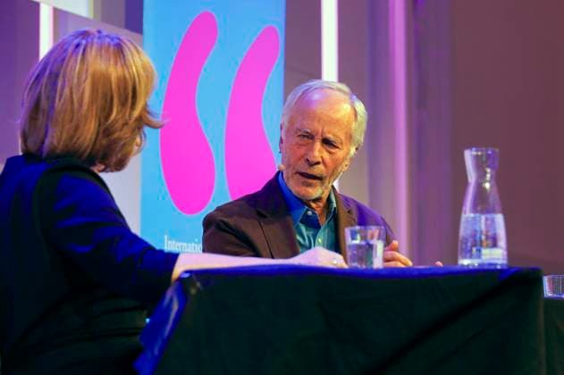Entertainment Themen der Woche KW42 Entertainment Bilder des Tages Angela Spizig und Richard Ford bei der lit.Cologne 2023 Spezial Veranstaltung Valentinstag in der Flora Köln. Köln, 22.10.2023 *** Angela Spizig and Richard Ford at the lit Cologne 2023 special event Valentines Day at the Flora Cologne Cologne, 22 10 2023 Foto:xR.xSchmiegeltx xFuturexImagex valentinstag_3030