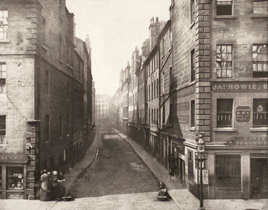 RECORD DATE NOT STATED Bell Street From High Street ( 14), Printed 1900. Copyright:xHeritagexArt HeritagexImagesxThomasxAnnanx IMAGO, ! ACHTUNG: AUFNAHMEDATUM GESCHÄTZT!  Copyright:HeritagexArt HeritagexImagesxThomasxAnnanx IMAGO