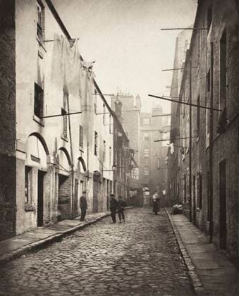 RECORD DATE NOT STATED Broad Close No. 167 High Street ( 3), Printed 1900. Copyright:xHeritagexArt HeritagexImagesxThomasxAnnanx IMAGO, ! ACHTUNG: AUFNAHMEDATUM GESCHÄTZT!  Copyright:HeritagexArt HeritagexImagesxThomasxAnnanx IMAGO
