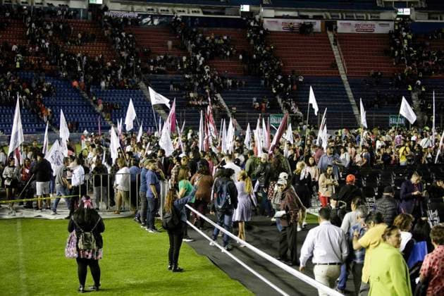 October 25, 2023, Mexico City, Mexico City, Mexico: MORENA party militants from different municipalities of the city begin to withdraw from the event organized by the party, because the coordinator Claudia Sheinbaum never arrived at the event. Mexico City Mexico - ZUMAs310 20231025_zip_s310_014 Copyright: xLuisxExSalgadox