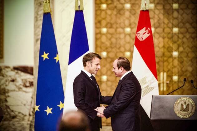 News Themen der Woche KW43 News Bilder des Tages Le prÃ sident de la RÃ publique francaise Emmanuel Macron et son homologue le prÃ sident Ã gyptien Abdel Fattah el-Sissi lors d une confÃ rence de presse conjointe apres leurs entretiens au Caire Le prÃ sident de la RÃ publique francaise Emmanuel Macron et son homologue le prÃ sident Ã gyptien Abdel Fattah el-Sissi lors d une confÃ rence de presse conjointe apres leurs entretiens au Caire, Egypte, le 25 octobr 2023. Nicolas Messyasz Pool Bestimage Egyptian President Abdel Fattah el-Sissi, and French President Emmanuel Macron hold a joint press conference after their talks in Cairo, Egypt, on Wednesday, Oct. 25, 2023. Caire Egypte  Copyright: xNicolasxMessyaszx xPoolx xBestimagexNicolasxMessyaszx xPoolx xBestimagex