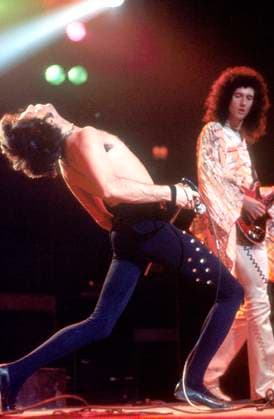 IMAGO ICONS: Freddie Mercury May, Brian & Mercury, Freddie & Queen Freddie Mercury and Brian May of Queen performing live in 1975 . Michael Putland Retna Photoshot Credit all Uses, Credit:Michael Putland Avalon  Copyright: xMichaelxPutlandx xAvalonx 0517023951