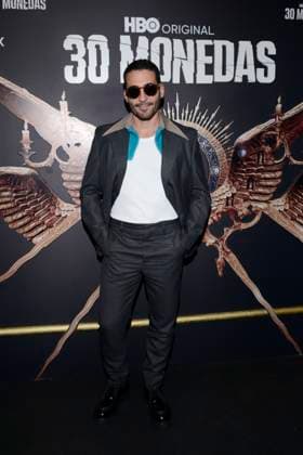 October 26, 2023, Mexico City, Ciudad de Mexico, Mexico: October 25, 2023, Mexico City, Mexico: Miguel Angel Silvestre Attends the black carpet of the season 2 Premiere of the 30 Monedas Tv Series by HBO, at Salon Barcelona. on October 25, 2023 in Mexico City, Mexico. Mexico City Mexico - ZUMAe321 20231026_zea_e321_048 Copyright: xCarlosxTischler xEyepixxGroupx