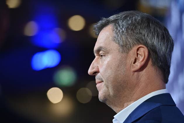 Markus SOEDER (Ministerpraesident Bayern und CSU Vorsitzender), im Profil,seitlich, Einzelbild,angeschnittenes Einzelmotiv,Portraet,Portrait,Porträt. Roter Teppich,Blauer Panther Ð TV und Streaming Award 2023 am 25.10.2023 in der BMW Welt Muenchen.