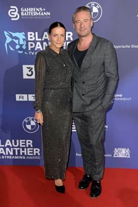 Sasha mit Ehefrau Julia Röntgen bei der Verleihung vom Blauer Panther - TV & Streaming Award 2023 in der BMW Welt. München, 25.10.2023