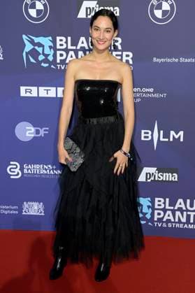 Agnes Kiyomi Decker bei der Verleihung vom Blauer Panther - TV & Streaming Award 2023 in der BMW Welt. München, 25.10.2023