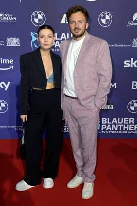 Lena Meckel und David Helmut bei der Verleihung vom Blauer Panther - TV & Streaming Award 2023 in der BMW Welt. München, 25.10.2023