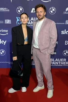 Lena Meckel und David Helmut bei der Verleihung vom Blauer Panther - TV & Streaming Award 2023 in der BMW Welt. München, 25.10.2023