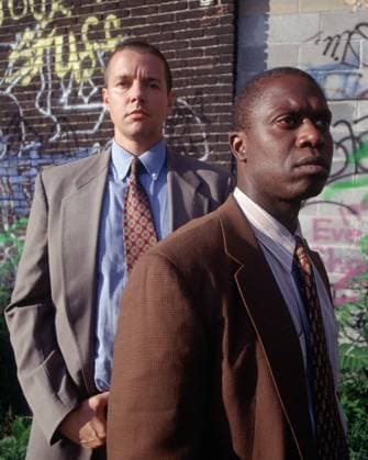 Stills from NBC s Real Life Drama Series, Homocide: Life on the Street. HOMICIDE: LIFE ON THE STREET -- NBC Series -- Pictured: (l-r) Kyle Secor, Andre Braugher -- Engaging partners, Detective Frank Pembleton (Braugher) and Detective Tim Bayliss (Secor), share a unique working relationship on the critically acclaimed drama series Homicide: Life on the Street. -- TELECAST DATES: Fridays (10-11 p.m. ET) NBC Photo: Chris Haston, Credit:Chris Haston Avalon USA  Copyright: xChrisxHastonx xAvalonx 0518637581