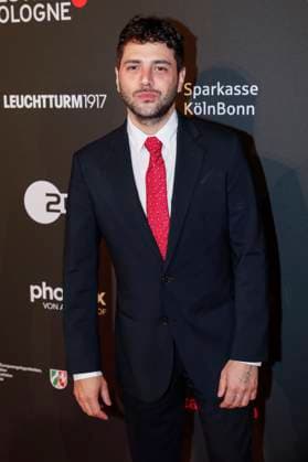Xavier Dolan bei der Verleihung der Cologne Awards auf dem 33. Film Festival Cologne 2023 im E-Werk. Köln, 26.10.2023