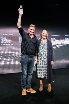 Oliver Masucci und Gabriela Sperl bei der Verleihung der Cologne Awards auf dem 33. Film Festival Cologne 2023 im E-Werk. Köln, 26.10.2023