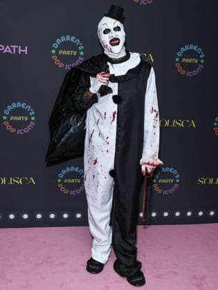 Darren Dzienciol Pop Icons Halloween Party - LA American rapper Tyga (Micheal Ray Stevenson) arrives at Darren Dzienciol s Pop Icons Halloween Party 2023 Presented By Solisca Tequila and PATH Water held at a Private Residence on October 27, 2023 in Beverly Hills, Los Angeles, CA, USA. Photo by Xavier Collin Image Press Agency ABACAPRESS.COM Los Angeles CA United States  Copyright: xCollinxXavier ImagexPressxAgencyxABACAx 873656_100 CollinxXavier ImagexPressxAgencyxABACAx 873656_100