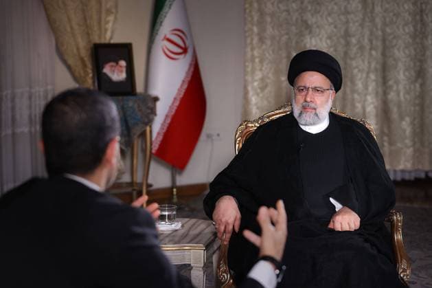 News Themen der Woche KW43 News Bilder des Tages October 28, 2023, Tehran, Iran: Iranian President EBRAHIM RAISI (R) speaks during an interview with Al Jazeera Arabic which is a Qatari state-owned Arabic-language news television network. Tehran Iran - ZUMAi98_ 20231028_zih_i98_034 Copyright: xIranianxPresidencyx