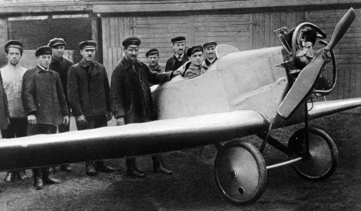 TUPOLEV AIRPLANE 7873 02.11.1923 Aircraft designer Andrei Tupolev (5th left) bear his first airplane. RIA Novosti Sputnik Moscow Russia  Copyright: xRIAxNovostix