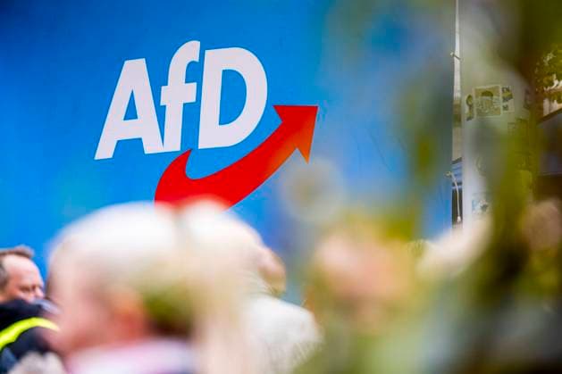 DEMONSTRATION DER AFD IN ERFURT 28 10 2023 - Erfurt: Die Rückwand auf der Bühne mit AfD-Logo. Die Thüringer AfD (Alternative für Deutschland) rief zur Demonstration unter dem Motto ãDer Osten steht zusammen!Ò am 28. Oktober 2023 in Erfurt auf. _________________ *** DEMONSTRATION OF AFD IN ERFURT 28 10 2023 Erfurt The back wall on the stage with AfD logo The Thuringian AfD Alternative for Germany called for a demonstration under the slogan ÒThe East stands together Ó on 28 October 2023 in Erfurt