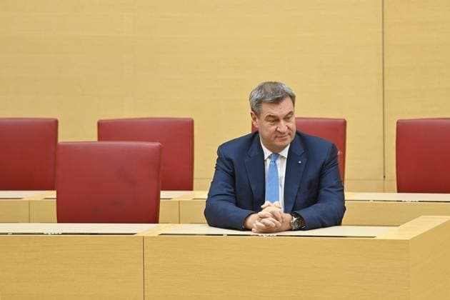 Markus SOEDER (Ministerpraesident Bayern) nach der Wahl ,sitzt auf seinem Platz. Wahl und Vereidigung des Bayerischen Ministerpraesidenten am 31.10.2023 im Bayerischen Landtag,Maximilianeum in Muenchen *** Markus SOEDER State Premier of Bavaria after the election ,sitting on his seat Election and swearing in of the Bavarian State Premier on 31 10 2023 in the Bavarian Parliament,Maximilianeum in Munich