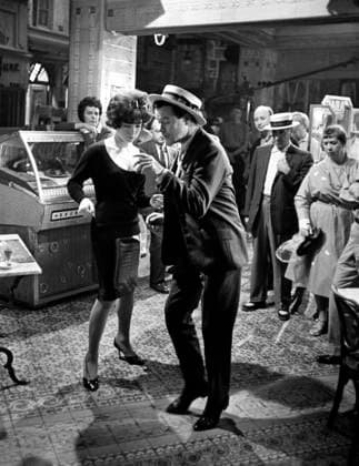 Film Irma La Douce Actors Jack Lemmon and Shirley MacLaine in a scene of the film Hollywood, CA USA  Copyright: xLeoxFuchsx 0028 Lemmon MacLaine (Irma La Douce) DANCING 1 SET