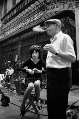 Film Irma La Douce Director Billy Wilder and actress Shirley MacLaine at the set of the film Hollywood, CA USA  Copyright: xLeoxFuchsx 0090 Shirley MacLaine Billy Wilder (Irma La Douce) CHAIR SMOKING POINTER DOWN
