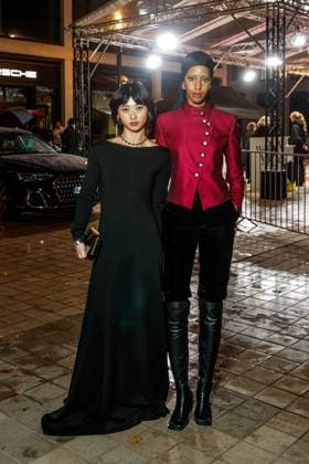 Glamour Women Of The Year Award 2023 Yaqian Lan und Hodan Yousuf beim Glamour Women Of The Year Award 2023 im Fotografiska am 02.11.2023 in Berlin. Copyright: xEventpressxKochanx