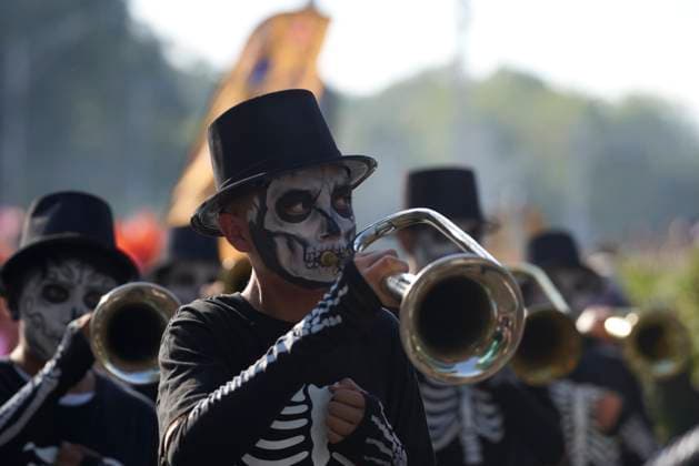 Mexiko, traditionelle Parade zum Tag der Toten 8th Edition of the Day of the Dead Mega Parade November 4, 2023, Mexico City, Mexico: Participants take part during the ˜ 8th Mega Day of the Dead Annual Parade at Reforma Avenue, on the occasion of ending the Day of the Dead celebrations. on November 4, 2023 in Mexico City, Mexico. (Photo by Carlos Tischler Eyepix Group) Copyright: xCarlosxTischler xEyepixxGroupx CT_04112023_103705