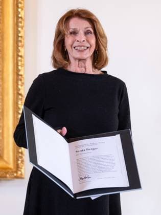 Senta BERGER, Schauspielerin und Preistraegerin. Verleihung Toleranzpreis, 5.11.2023. Verleihung des TOLERANZPREISES der Evangelischen Akademie Tutzing an S E N T A B E R G E R in Tutzing, E V A N G E L I S CH E A K A D E M I E T U T Z I N G, Deutschland. Quelle Copyright Credit : Oryk HAIST