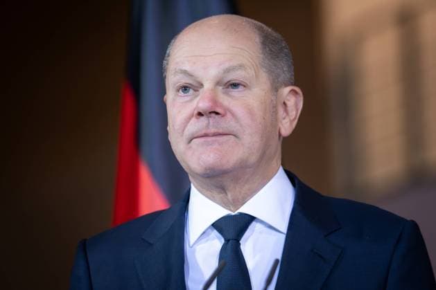Pressestatement zum Deutschlandpakt bei der Ministerpraesidentenkonferenz im Bundeskanzleramt Bundeskanzler Olaf Scholz (SPD) im Portrait beim Pressestatement zum Deutschlandpakt im Rahmen der Beratungen bei der Ministerpraesidentenkonferenz im BundeskanzleramtBerlin, 06.11.2023 Berlin Berlin Deutschland *** Press statement on the Pact for Germany at the Conference of Minister Presidents in the Federal Chancellery Federal Chancellor Olaf Scholz SPD in portrait at the press statement on the Pact for Germany as part of the deliberations at the Conference of Minister Presidents in the Federal ChancelleryBerlin, 06 11 2023 Berlin Berlin Germany