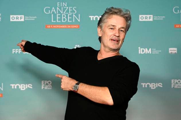 Bilder des Jahres 2023, Entertainment 11 November Entertainment Themen der Woche KW45 Timothy Peach bei der Premiere des Kinofilms Ein ganzes Leben in der Astor Film Lounge im Arri. München, 06.11.2023 *** Timothy Peach at the premiere of the movie A Whole Life in the Astor Film Lounge at Arri Munich, 06 11 2023 Foto:xR.xHeinex xFuturexImagex leben_3105