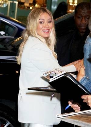 Entertainment Bilder des Tages NEW YORK - NY - NOVEMBER 7: Hilary Duff seen at CBS Mornings promoting her new book My Little Sweet Boy on November 07, 2023 in New York City. Copyright: xRWx