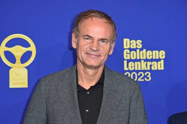 Oliver Blume (Vorstandsvorsitzender der Dr. Ing. h. c. F. Porsche AG) - VERLEIHUNG DAS GOLDENE LENKRAD 2023 im Axel Springer Hochhaus in Berlin am 07.11.2023