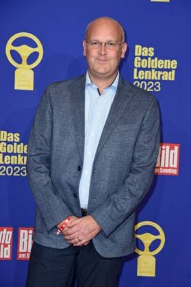 Thomas Djuren (Geschäftsführer & COO Kia Deutschland GmbH) - VERLEIHUNG DAS GOLDENE LENKRAD 2023 im Axel Springer Hochhaus in Berlin am 07.11.2023