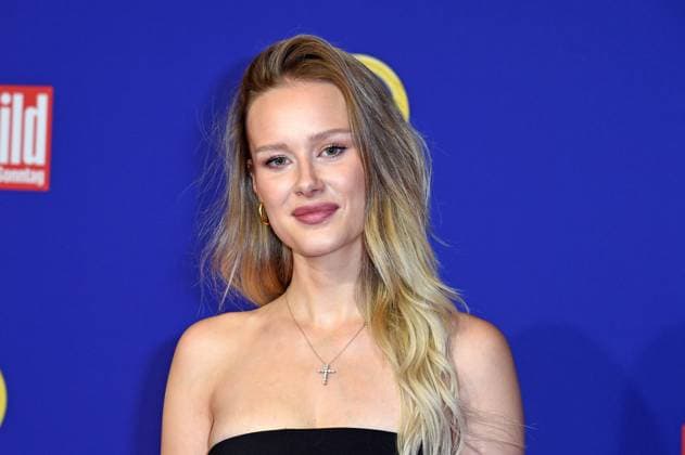 Laura-Marie Geissler - VERLEIHUNG DAS GOLDENE LENKRAD 2023 im Axel Springer Hochhaus in Berlin am 07.11.2023