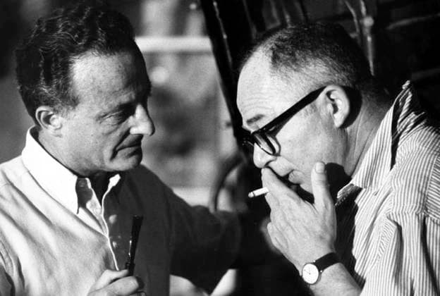 Film Irma La Douce Director Fred Zinnemann visiting director Billy Wilder at the set Hollywood, CA USA  Copyright: xLeoxFuchsx 0092 Billy Wilder Zinneman DISCUSSION