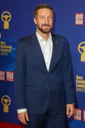 Das Goldene Lenkrad 2023 Dirk Adelmann bei der Verleihung des Goldenen Lenkrads 2023 im Axel Springer Hochhaus am 07.11.2023 in Berlin. Copyright: xEventpressxKochanx