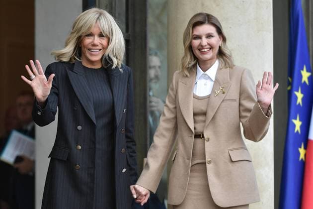News Themen der Woche KW45 News Bilder des Tages Brigitte Macron Welcomes Olena Zelenska - Paris French First Lady Brigitte Macron (L) welcomes Ukrainian First Lady Olena Zelenska at the Elysee Palace in Paris, on November 9, 2023. Photo by Firas Abdullah ABACAPRESS.COM Paris Ile-de-France France  Copyright: xAbdullahxFiras ABACAx
