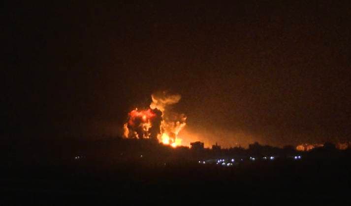 Bilder des Jahres 2023, News 11 November News Themen der Woche KW45 News Bilder des Tages Explosions near the Indonesian hospital in the northern Gaza Strip, November 10, 2023. (CTKxPhoto PavelxNemecek) CTKPhotoF202311100032801  CTKPhotoF202311100032801