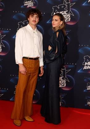 Photocall de la 25eme cÃ rÃ monie des NRJ Music Awards (NMA) au palais des Festivals et des Congres de Cannes Benson Boone et Philippine Lavrey au photocall de la 25eme cÃ rÃ monie des NRJ Music Awards (NMA) au palais des Festivals et des Congres de Cannes, France, le 10 novembre 2023. Dominique Jacovides Bestimage Celebs attend the 25th NRJ Music Awards - Red Carpet arrivals at Palais des Festivals in Cannes, France, on November 10, 2023. Cannes France  Copyright: xDOMINIQUExJACOVIDESx xBESTIMAGExDOMINIQUExJACOVIDESx xBESTIMAGEx