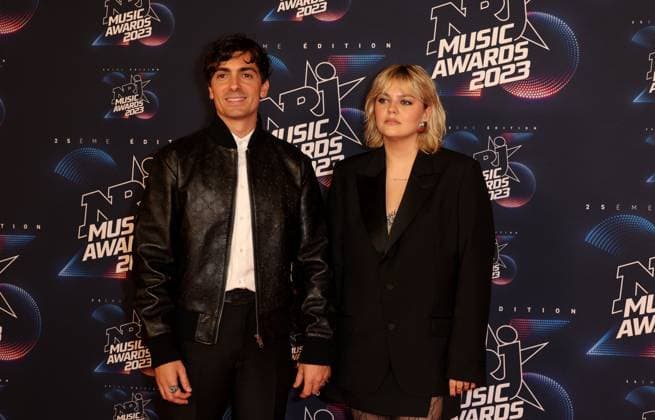Photocall de la 25eme cÃ rÃ monie des NRJ Music Awards (NMA) au palais des Festivals et des Congres de Cannes Florian Rossi et sa compagne Louane au photocall de la 25eme cÃ rÃ monie des NRJ Music Awards (NMA) au palais des Festivals et des Congres de Cannes, France, le 10 novembre 2023. Dominique Jacovides Bestimage Celebs attend the 25th NRJ Music Awards - Red Carpet arrivals at Palais des Festivals in Cannes, France, on November 10, 2023. Cannes France  Copyright: xDOMINIQUExJACOVIDESx xBESTIMAGExDOMINIQUExJACOVIDESx xBESTIMAGEx