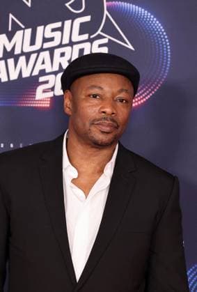 Photocall de la 25eme cÃ rÃ monie des NRJ Music Awards (NMA) au palais des Festivals et des Congres de Cannes MC Solaar (Claude MC, Claude M Baral) au photocall de la 25eme cÃ rÃ monie des NRJ Music Awards (NMA) au palais des Festivals et des Congres de Cannes, France, le 10 novembre 2023. Dominique Jacovides Bestimage Celebs attend the 25th NRJ Music Awards - Red Carpet arrivals at Palais des Festivals in Cannes, France, on November 10, 2023. Cannes France  Copyright: xDOMINIQUExJACOVIDESx xBESTIMAGExDOMINIQUExJACOVIDESx xBESTIMAGEx