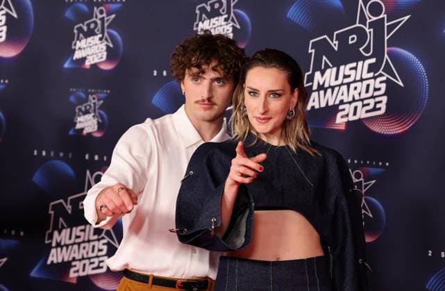 Photocall de la 25eme cÃ rÃ monie des NRJ Music Awards (NMA) au palais des Festivals et des Congres de Cannes Benson Boone et Philippine Lavrey au photocall de la 25eme cÃ rÃ monie des NRJ Music Awards (NMA) au palais des Festivals et des Congres de Cannes, France, le 10 novembre 2023. Dominique Jacovides Bestimage Celebs attend the 25th NRJ Music Awards - Red Carpet arrivals at Palais des Festivals in Cannes, France, on November 10, 2023. Cannes France  Copyright: xDOMINIQUExJACOVIDESx xBESTIMAGExDOMINIQUExJACOVIDESx xBESTIMAGEx