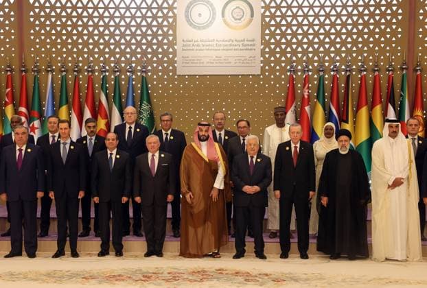 Bilder des Jahres 2023, News 11 November News Themen der Woche KW45 News Bilder des Tages Riad, Sondergipfel der Arabischen Liga Palestinian president Mahmud Abbas attending an emergency meeting of the Arab League Palestinian president Mahmud Abbas attending an emergency meeting of the Arab League and the Organisation of Islamic Cooperation (OIC), in Riyadh. Arab leaders and Iran s president are in the Saudi capital on November 11, for a summit meeting expected to underscore demands that Israel s war in Gaza end before the violence draws in other countries. The emergency meeting of the Arab League and the Organisation of Islamic Cooperation (OIC) comes after Hamas militants bloody October 7 attacks that Israeli officials say left about 1,200 people dead and 239 taken hostage. Photo by Thaer Ganaim apaimages Riyadh West Bank Palestinian Territory 111123_Riyadh_PPO_ Copyright: xapaimagesxThaerxGanaimx xapaimagesx